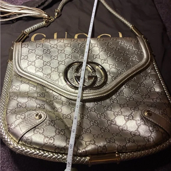 Gucci Britt Tassel Flap Bag Guccissima Metallic Gold w Tassel, dust bag and box - Picture 6 of 16